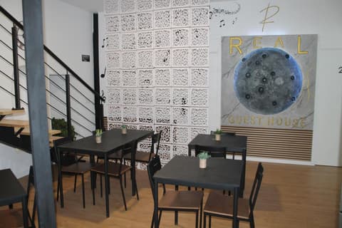 Real Guest House