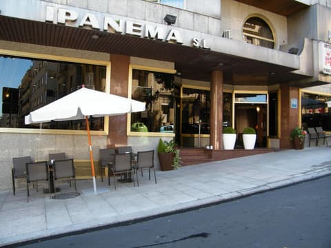 Ipanema Hotel by gaiarooms