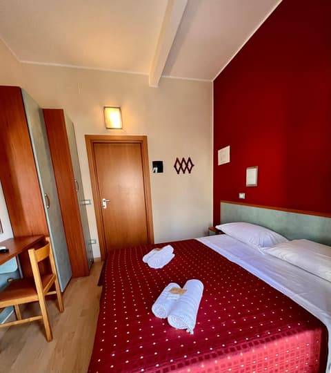 Hotel Villa Tina Easy Stay Room Only, 
