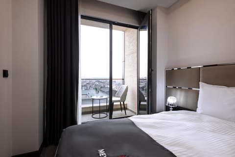 Meyzi Hotel