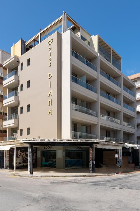 Diana Art Boutique Hotel, 