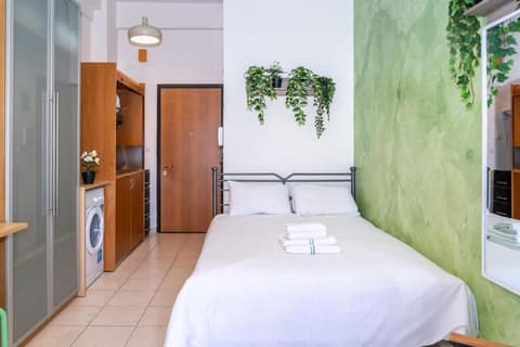 Kosmos Sercvice Apartment Beautiful Studio 2