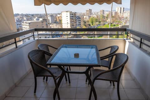 Kosmos Sercvice Apartment Beautiful Studio 2, 