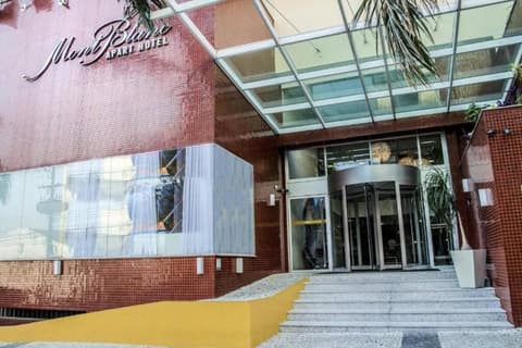 Apartamento 102 - dentro do Mont Blanc Apart Hotel, 