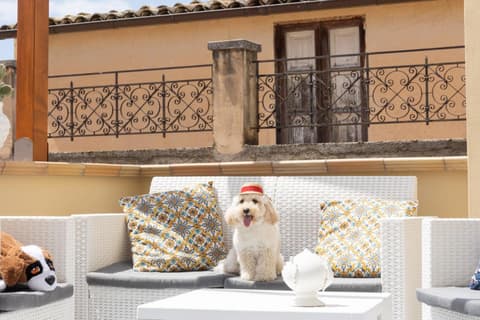 Kèramos Luxury Rooms