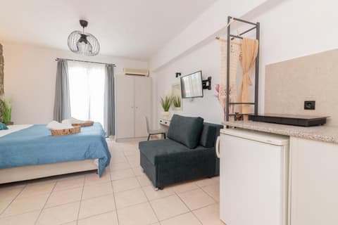 Amarylis Beachfront Studios