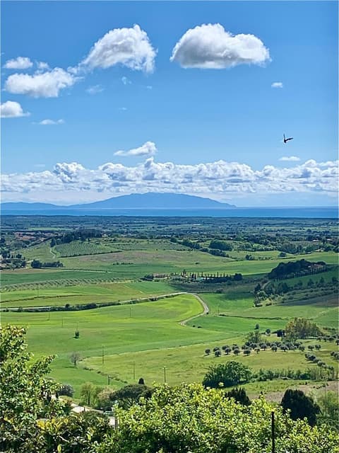 Casa Cerboneschi B&B in a medieval village with Panoramic Tuscan Hills