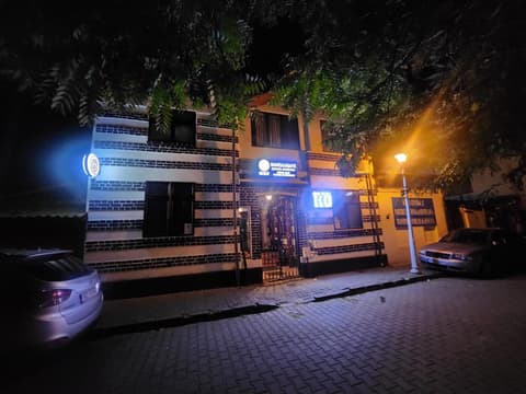 Karma caffe&rooms