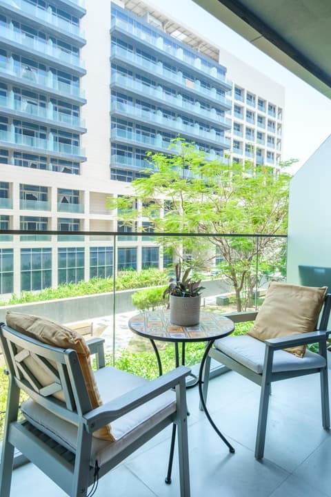 Saadiyat Serene Studio