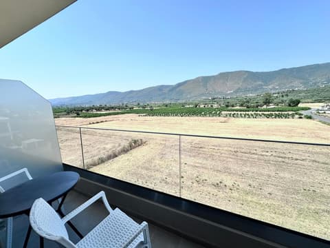 Central studios apartments, 