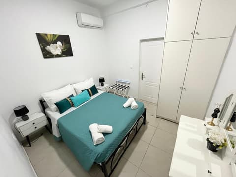 Corfu Port Sweet Home, 