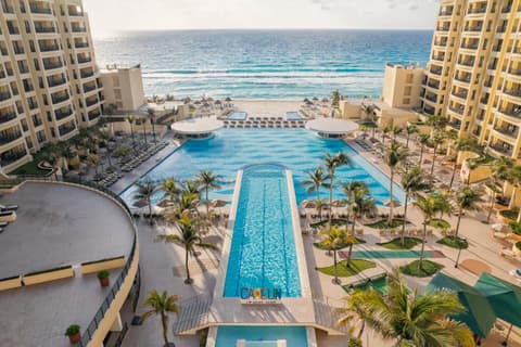Holiday Inn Club Vacations The Royal Sands All Inclusive