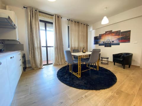 Urban Nest Skyline Retreat Rooms, 