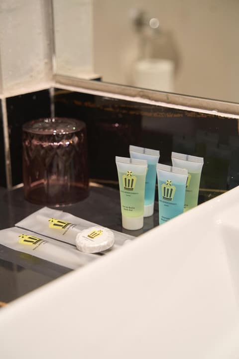 Menoir Dorsett Madrid Usera