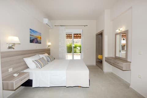 Venus Island Studios, 