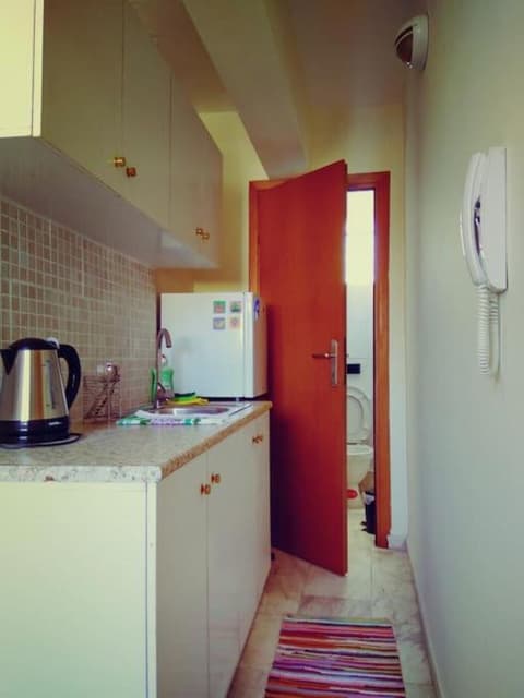 Tiny Loft Studio in the heart of Thessaloniki,17 square meters,on the terrace of the building, 