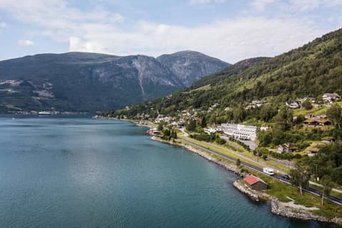 Olden Fjordhotel