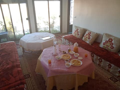 Dar adiafa dar asalam