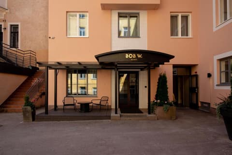 Bob W Helsinki Kaarti