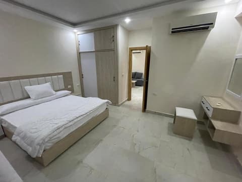 قرية ميراج باي