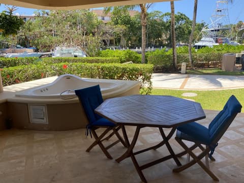 Rent Portobello Marina y Villas