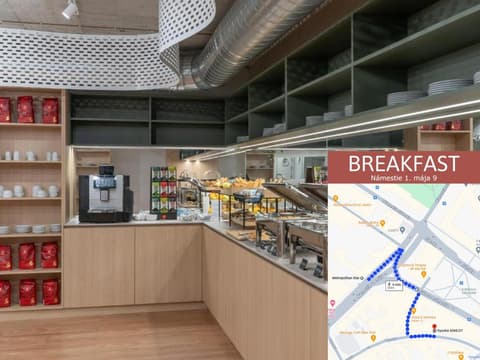 Hotel Reverie - Dependance, Check-in at Metropolitan Star