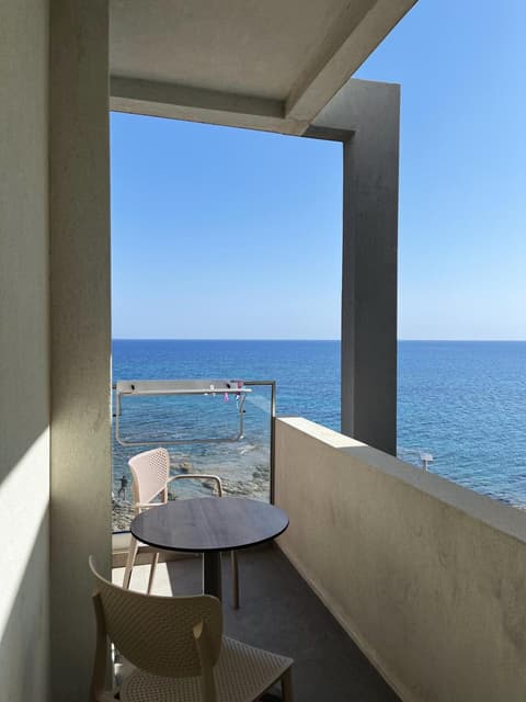 Maritime Suites