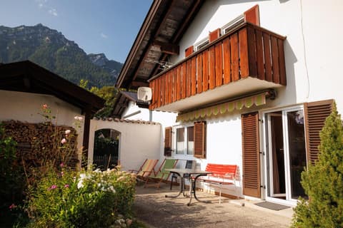Haus mit wunderschönem Ausblick und Garten