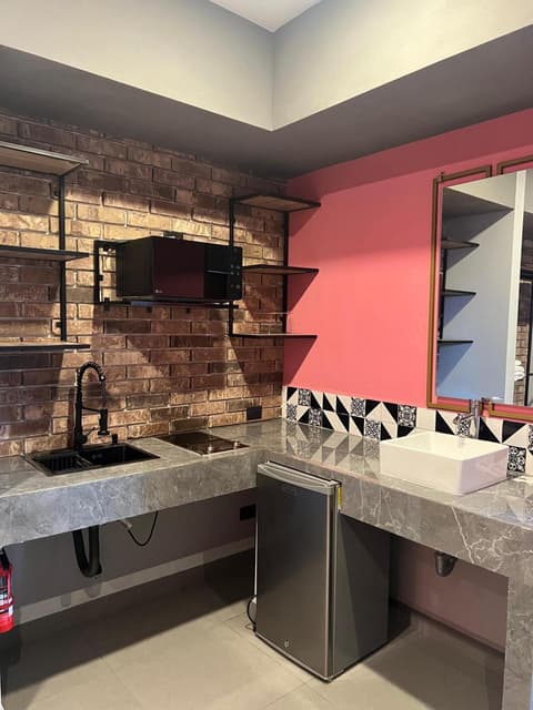 Estudios amueblados y equipados con cocineta en ubicación Céntrica MTY