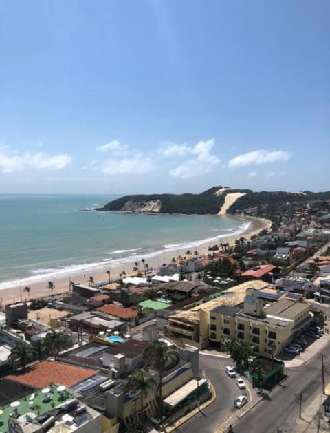 Hotel Natal Plaza com piscina, academia, 100m da praia de Ponta Neg