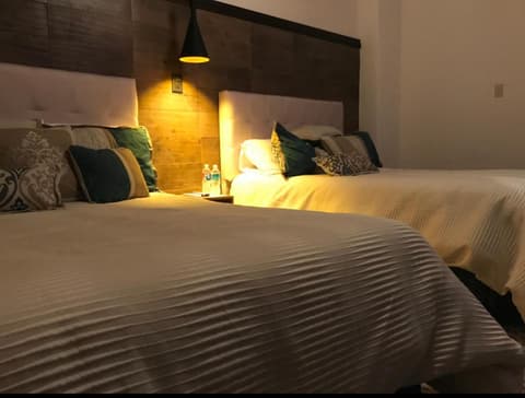 The Black Tree Hotel Boutique