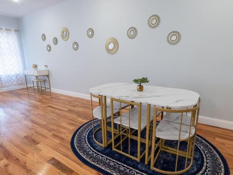 4 New Apts - 3 Bed Apt 1st Floor & 3 Bed Apt 2nd Floor - 1 Bed Studio Apt Ground Floor & 1 Bed Studio Apt Ground Floor near Penn Station EWR Airport Beth Israel Hospital Manhattan NYC