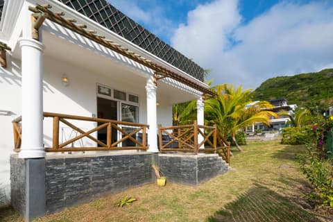 Twakila Sunset Suites