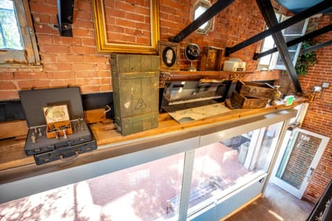 Social Stays - Santa Barbara's FIRST hostel on State Street