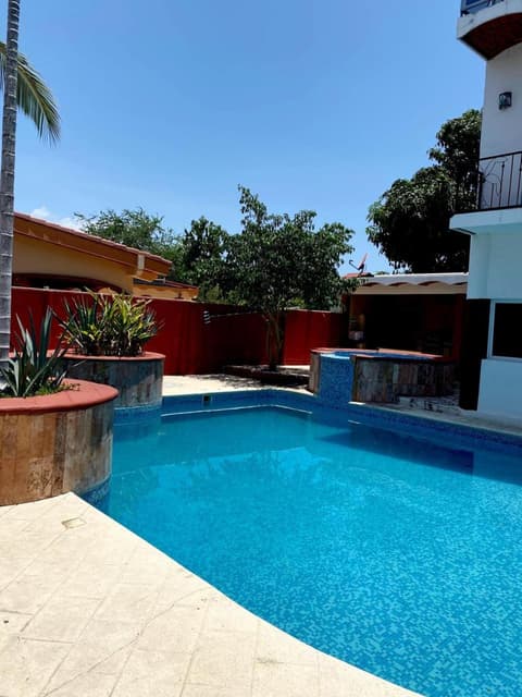 Hotel Casa Raymundo Suites