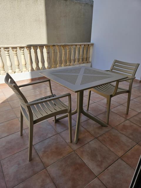 ROOMS by Emmelia Group