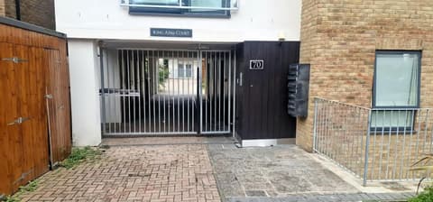 Penelope Ensuite Double Room