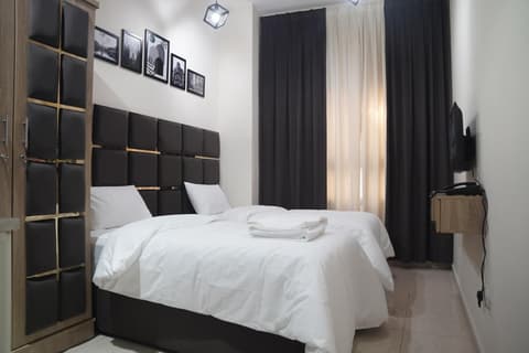 Landtech Vacation Homes - Baniyas Square