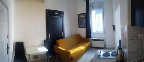 SparrOwl Apartments