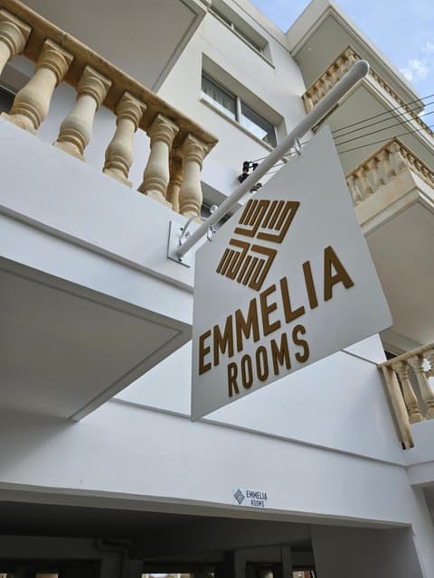 ROOMS by Emmelia Group