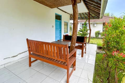 Hepi Bungalow Lovina Mitra RedDoorz