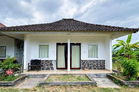 Hepi Bungalow Lovina Mitra RedDoorz