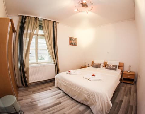 Rooms Eliza
