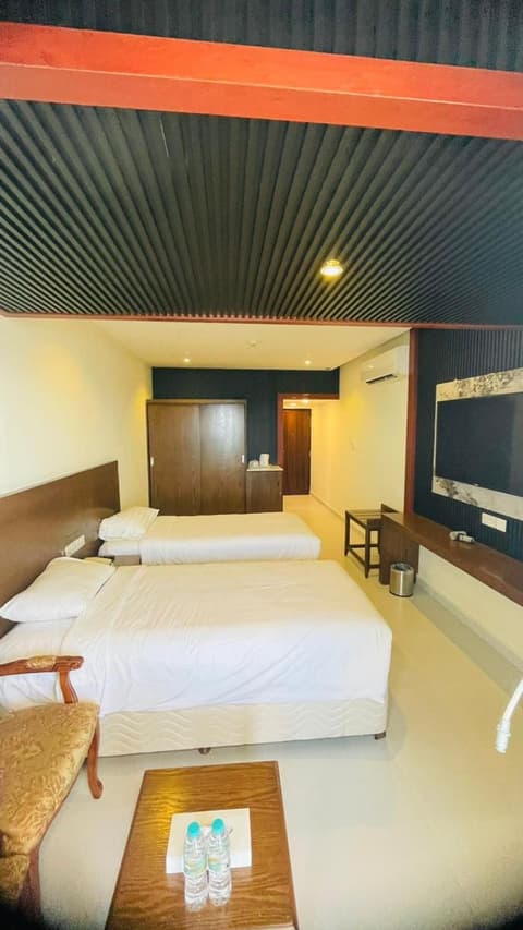 Resort Sur Beach Holiday