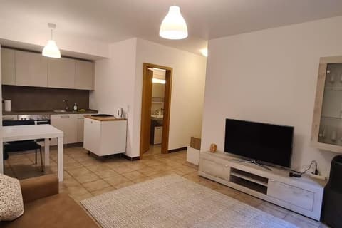 Mini CapoLago Retreat