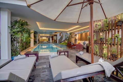 Solitaire Damnak Villa Hotel