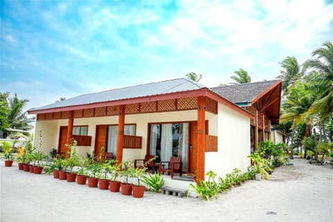 Rattehi Inn at Rakeedhoo