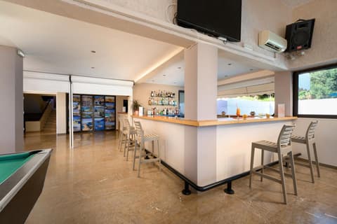 Siora Leni Hotel