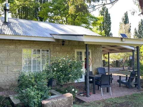 Periwinkle, Grove ,Acorn & Sage Cottages