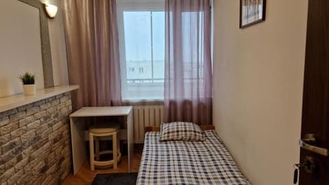 Niebieski Meander Pokoje blisko metra